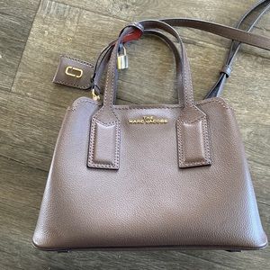 Beautiful chocolate brown handbag/Crossbody